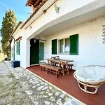 La Collina Sul Mare Alojamento de Acomodação e Pequeno-almoço 3*